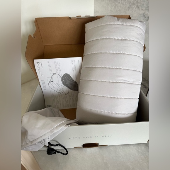 Little Unicorn Infant Car Seat Footmuff • Pearl • NIB - Picture 3 of 12